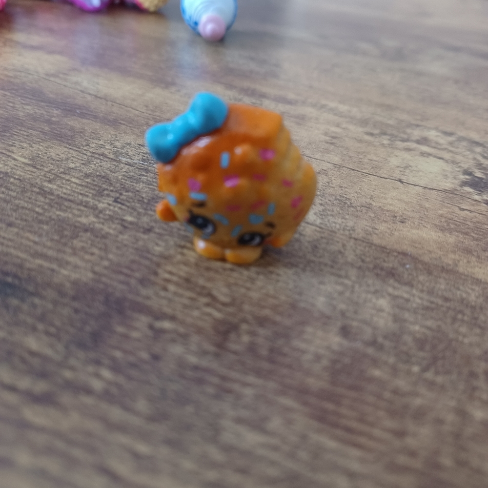 Shopkins Cinnabon necklace 9.5" 925 silver necklace